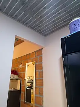 sexy-latin10 online show from February 28, 2025, 10:17 pm