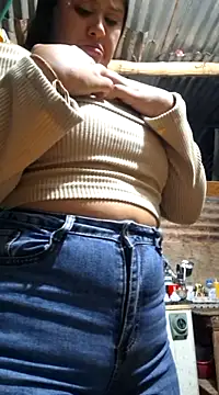 sexy-latin10 online show from March 9, 2025, 1:25 am