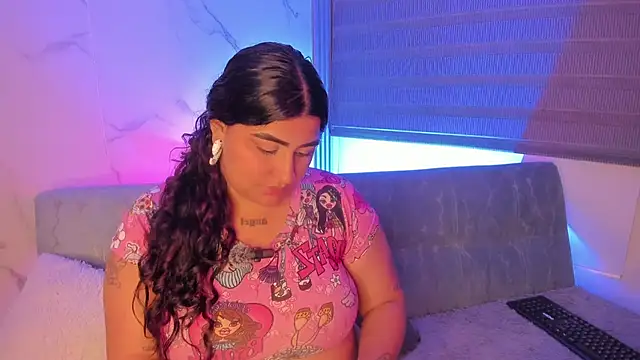 dayan silva  online show from March 12, 2026, 3:34 am