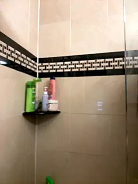 ThicBunz online show from November 10, 2025, 4:17 am