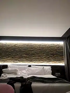 Piinkpandora online show from February 6, 2025, 10:00 pm