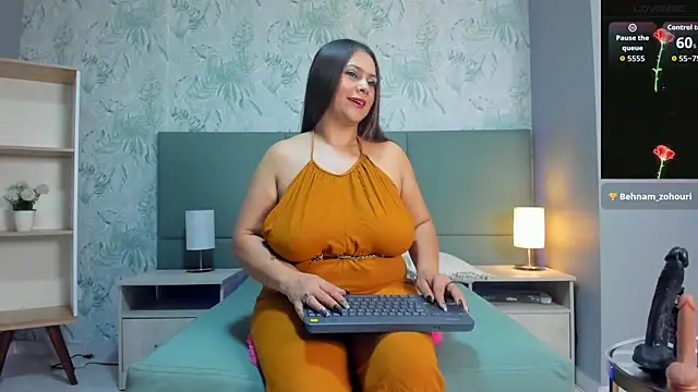 janecullen online show from September 14, 2025, 3:51 am