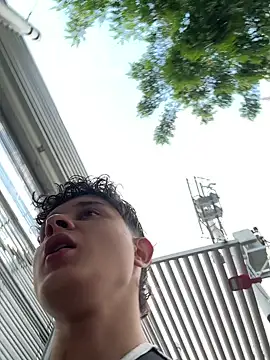 Nathan Bluee online show from October 7, 2025, 11:22 am