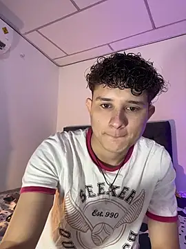 Nathan Bluee online show from November 3, 2025, 3:04 pm