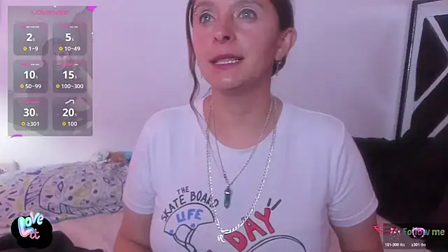 Snapshot of Baioleth chatting on October 17, 2025, 7:26 pm Baioleth online show from October 17, 2025, 7:26 pm