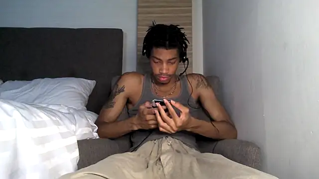 Snapshot of Skinnyblackman chatting on May 7, 2026, 4:50 am Skinnyblackman online show from May 7, 2026, 4:50 am