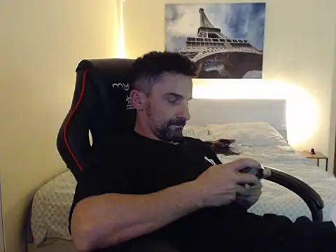 amydamarw online show from February 15, 2026, 7:57 pm