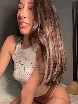 Snapshot of Sophiehii chatting on October 19, 2025, 1:25 pm Sophiehii online show from October 19, 2025, 1:25 pm