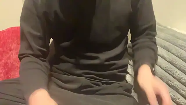 atom0407 online show from March 21, 2025, 3:24 pm