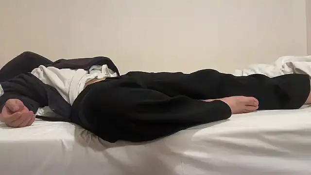 atom0407 online show from October 23, 2025, 3:54 pm