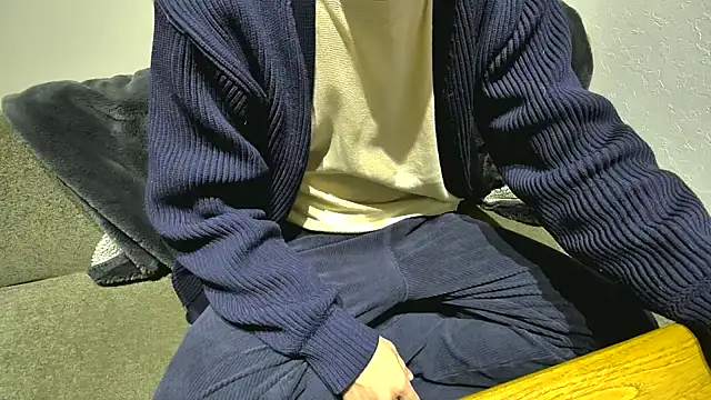 atom0407 online show from December 21, 2024, 4:25 pm