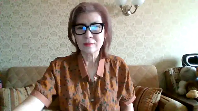 Elegant00Lady online show from February 10, 2026, 5:28 am