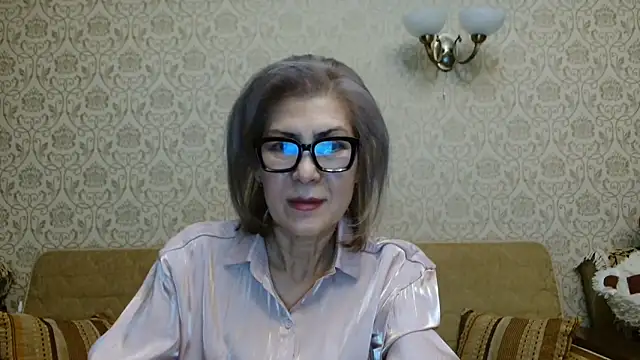 Elegant00Lady online show from October 30, 2025, 3:53 pm