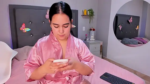 emma lye online show from July 13, 2026, 7:46 pm