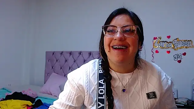 lanaqueen699 online show from April 9, 2026, 12:11 pm