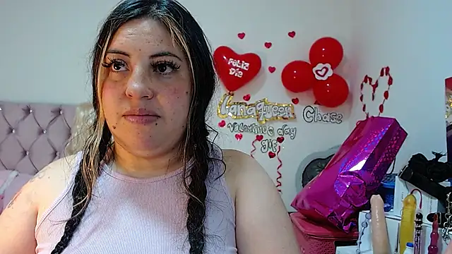 lanaqueen699 online show from March 13, 2025, 6:56 pm