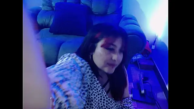 amydeepqueen online show from June 18, 2026, 12:10 pm