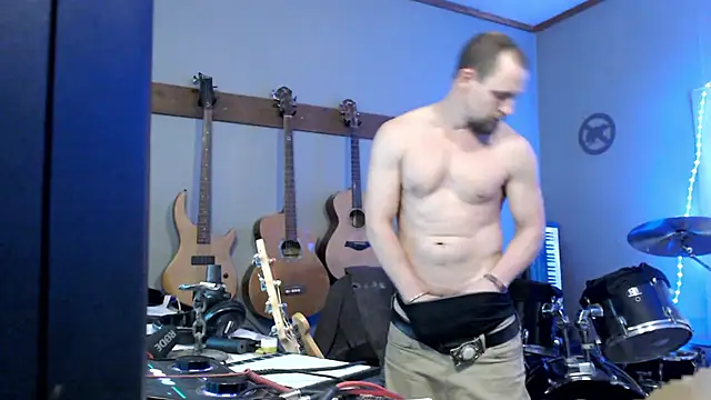 Snapshot of itsjameswebbscope chatting on February 9, 2026, 7:12 pm itsjameswebbscope online show from February 9, 2026, 7:12 pm