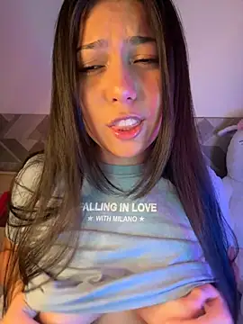 Maii chan online show from October 13, 2025, 6:04 am