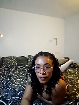 Snapshot of tahlialane chatting on March 8, 2026, 6:55 pm tahlialane online show from March 8, 2026, 6:55 pm