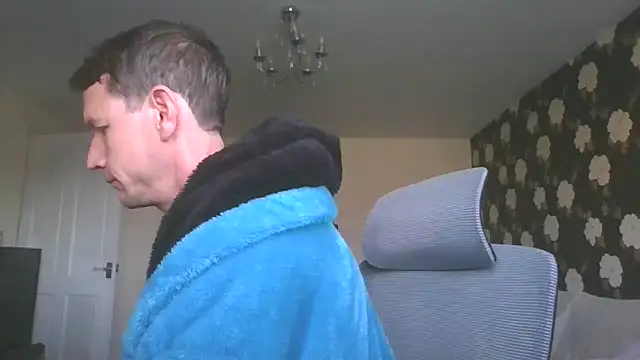 outdoorfun22 online show from March 19, 2026, 8:25 am