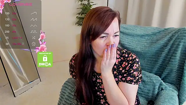 VanessaSmuth online show from October 13, 2025, 3:08 am