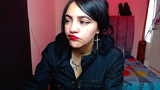 Violettasquirt online show from October 15, 2025, 1:41 pm