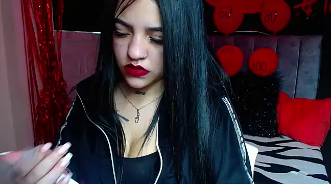 Violettasquirt online show from March 8, 2025, 1:57 pm