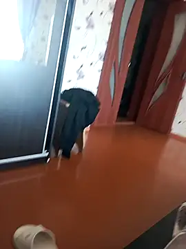 Snapshot of red_red00 chatting on February 8, 2025, 11:44 am red red00 online show from February 8, 2025, 11:44 am