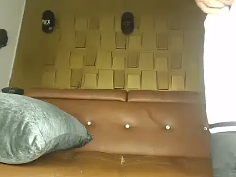 latinboydig online show from January 15, 2025, 10:24 pm