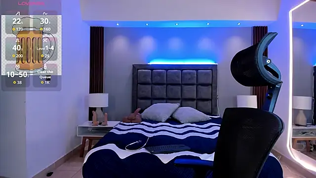 Snapshot of Susann_Ross chatting on September 26, 2025, 11:17 am Susann Ross online show from September 26, 2025, 11:17 am