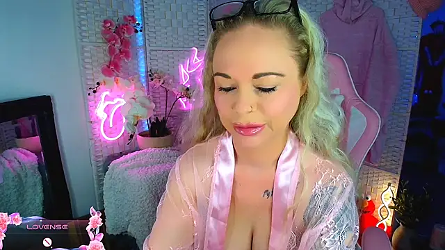 EllieKarrX online show from January 21, 2025, 9:25 pm