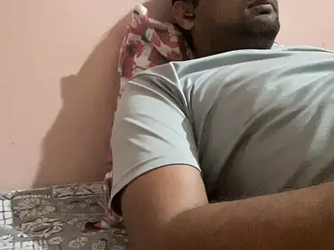 NiceBoy9099 online show from November 6, 2025, 5:50 pm