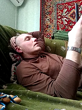 Pineapple04 online show from February 11, 2026, 10:15 am