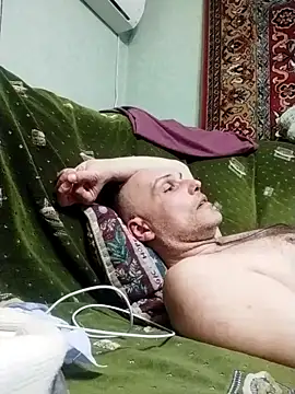 Pineapple04 online show from March 18, 2025, 4:06 pm