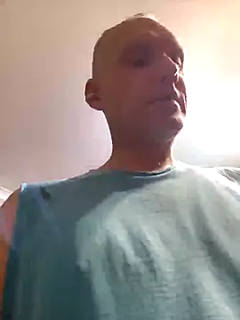 Pineapple04 online show from September 20, 2025, 7:52 pm