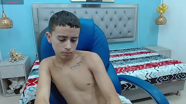 Xavii18 online show from February 20, 2025, 7:30 pm