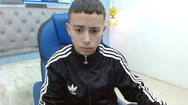 Xavii18 online show from March 5, 2025, 12:55 pm