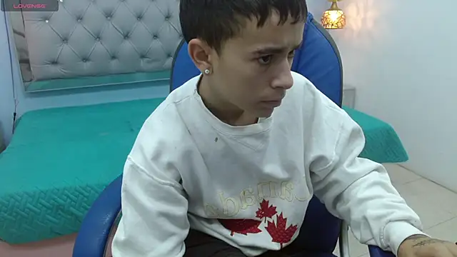 Xavii18 online show from January 31, 2025, 12:40 pm