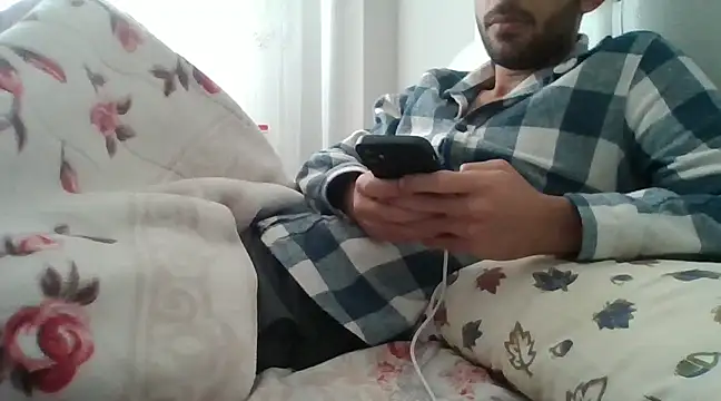 Snapshot of Crazyturko07 chatting on January 24, 2025, 10:43 am Crazyturko07 online show from January 24, 2025, 10:43 am