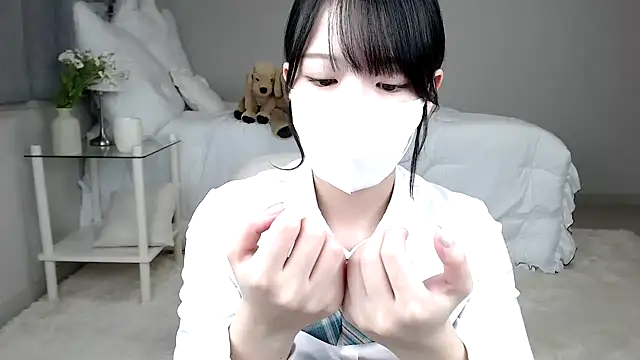 mei mei chan online show from December 7, 2024, 12:07 pm