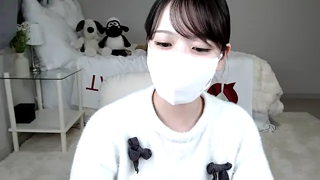 mei mei chan online show from February 20, 2025, 1:40 pm