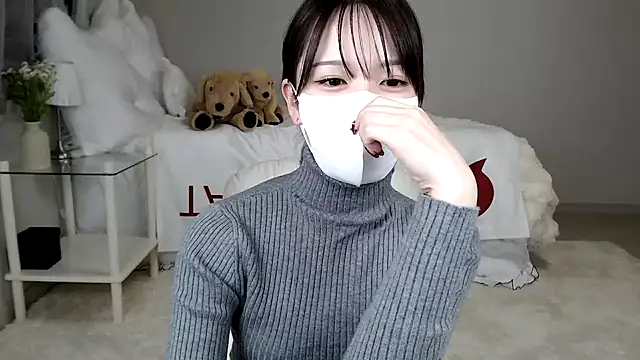 mei mei chan online show from February 9, 2025, 1:14 pm