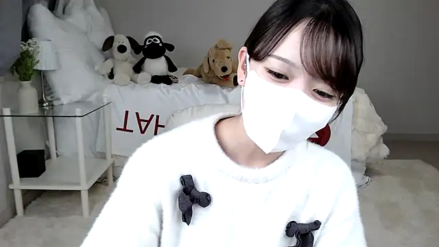 mei mei chan online show from February 20, 2025, 10:37 am