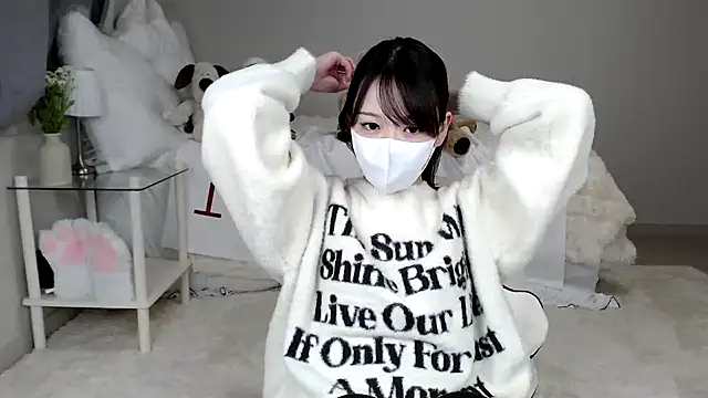 mei mei chan online show from February 23, 2025, 10:06 am