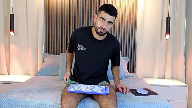 Ethan  Walker online show from February 2, 2026, 6:51 pm