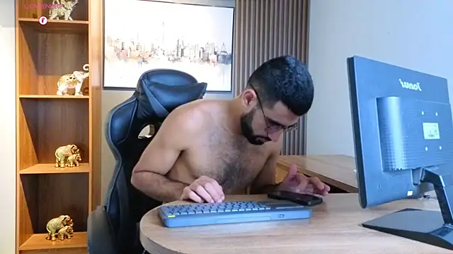 Ethan  Walker online show from April 9, 2026, 2:56 pm