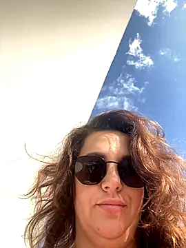 Dina0908 online show from October 15, 2025, 1:41 pm