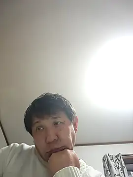 07YUKIO online show from December 17, 2025, 7:57 am