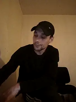 kx93 online show from December 18, 2025, 5:06 pm